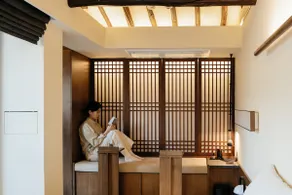 Uhui Yoohee/Premium Hanok Stay xThechae Thechae - Image 3