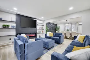 ✨ Modern Colonial ✨ Hot Tub ✨ Karaoke ✨ Game Room ✨ EV Charger ✨ King Bed ✨ - Image 2