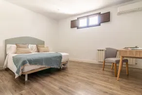 Cozy apartment with views and a private terrace - Image 4