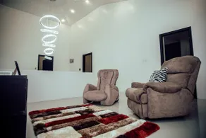 Modern, spacious, safe and quiet house - Image 4