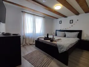 Duplex apartment with roof terrace - Image 5