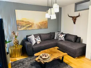stylish and cozy-central- a great home! - Image 4