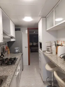 Apartment, pool and beach - Image 3