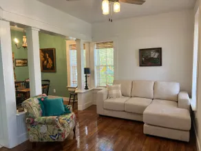 Restored cottage built in 1906 (2 bed/2 bath) - Image 2
