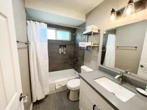 Real Gem in Renton! Location, Convenience. - Image 3