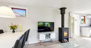3-bedroom vacation home close to the beach - Image 4