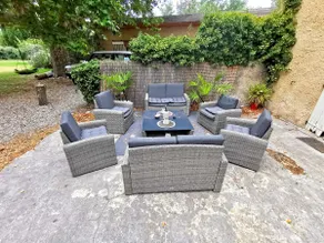 Avignon Sud Large Farmhouse XXL with Pool and Park - Image 3