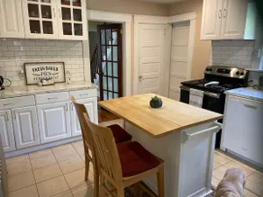 Charming farmhouse home in South Amherst - Image 4