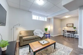Arlo - Bright 2BR | Parking | Near Downtown & UofS - Image 5
