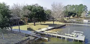 Lakefront home with boat ramp and game room - Image 2