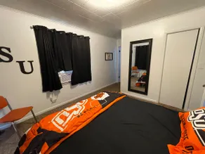 Pet friendly. Blocks to OSU - 0.7mi to BP Stadium! - Image 2