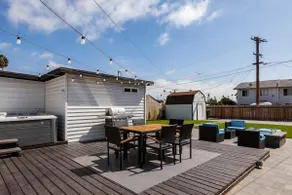 Modern 3BR•Huge Private Yard•Hot Tub•8 Mins to DT - Image 5