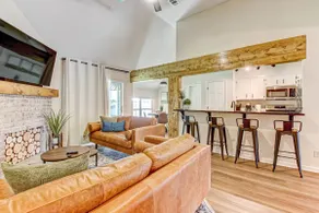 4BR Home - 6 mi Airport, 11 mi Downtown Savannah - Image 2