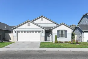Beautiful New Meridian Home - Image 2