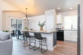 Beautiful New Meridian Home - Image 4