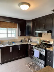 Cozy & Comfortable 4BD in the Heart of Belleville - Image 4