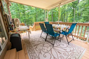 Seclusion-Escape to this Cozy Getaway in the Woods - Image 4