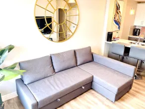 Seton Sunshine- AC Cozy 1 Bed suite -Sleeps 4 - Image 2