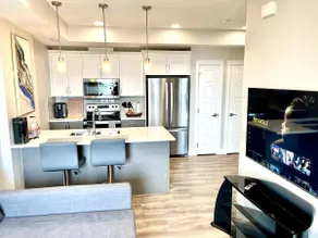 Seton Sunshine- AC Cozy 1 Bed suite -Sleeps 4 - Image 3