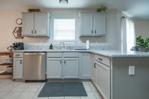 Centrally Located, 3BR 2BA, Backyard + Bike Garage - Image 4