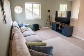 Upscale home with hot tub & backyard oasis! - Image 4