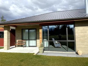Delux studio apartment in Naseby. - Image 2