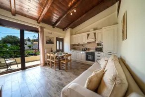 Arhontariki Luxury Apartment - Image 4