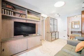 Beautiful flat y Parking near Atocha - Image 3