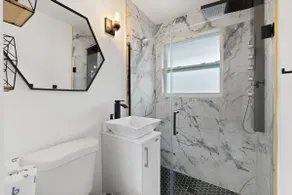 Spacious & Open Studio Condo Steps2 Water w/ Patio - Image 2