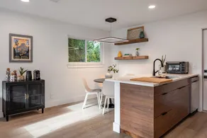 Modern St. Elmo 2 Bedroom 10 Min- Downtown/Zilker - Image 4