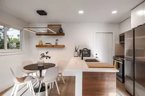 Modern St. Elmo 2 Bedroom 10 Min- Downtown/Zilker - Image 5