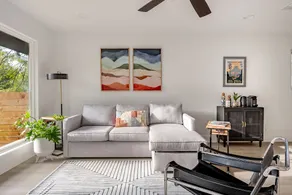 Modern St. Elmo 2 Bedroom 10 Min- Downtown/Zilker - Image 2
