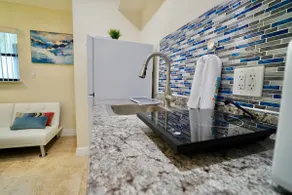 Comfy & Cozy Guest suite in the heart of Miami - Image 5