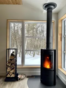 Riverfront Muskoka Escape with Private Nordic Spa - Image 4