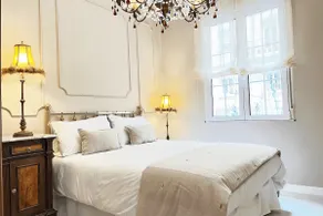 Magnificent accommodation with charm in the center. - Image 3