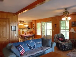 Patriot's Retreat Inspiring Cabin - Image 4