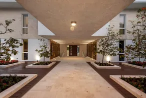 New Luxury estate, Pool / Jacuzzi / GYM - Image 3