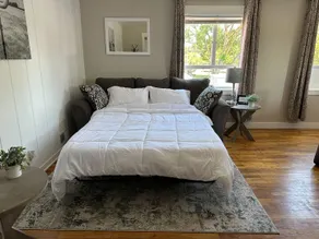 Clerf Suite 5 Downtown Ellensburg - Image 3