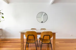 Lemon Cottage: Sunny Urban Retreat - Image 3