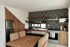 House with fireplace, pool table, and campfire area - Image 4
