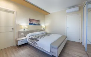 Stylish apartment 100 m from the beach - Image 5