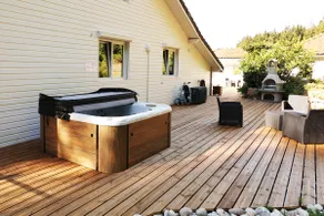 The White Chalet - Outdoor Pool, Jacuzzi, Sauna - Image 5