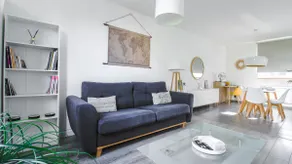 Snug stay · Animal friendly · Garage + parking - Image 5