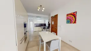 Modern apartment in Gzira - Image 2