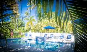 Charming 2BR cottage in prime keys location w/pool - Image 2
