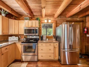 *Hocking Hills Retreat | 2 Cabins, Fishing Ponds* - Image 3