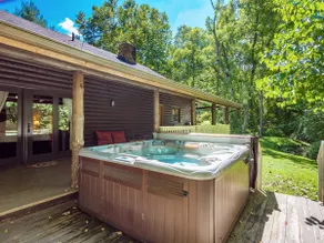 *Hocking Hills Retreat | 2 Cabins, Fishing Ponds* - Image 4