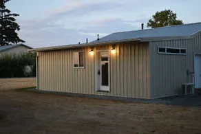 Modern Country Guesthouse - Image 3