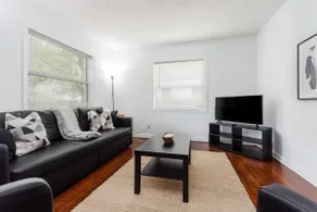 Boutique Avondale Bungalow - Historic Neighborhood - Image 2