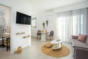Aetheria Central Apartment 2 - Image 2